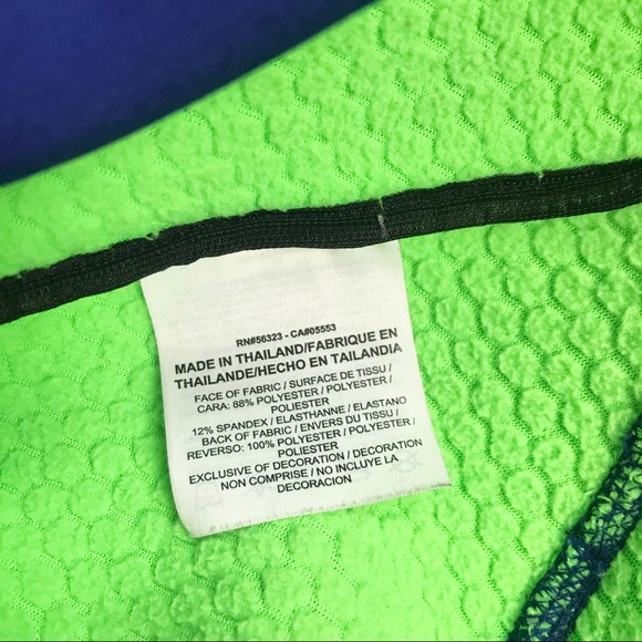 Nike Thermal Sphere Pullover LongSleeve Top - Picture 6 of 6